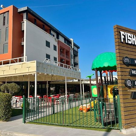 Hotel Fish Land Plazhi San Pietro المظهر الخارجي الصورة