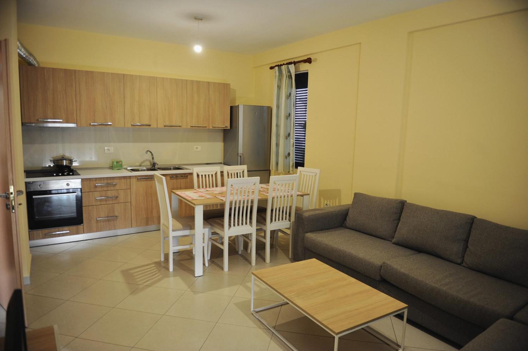 Hotel Fish Land Plazhi San Pietro المظهر الخارجي الصورة