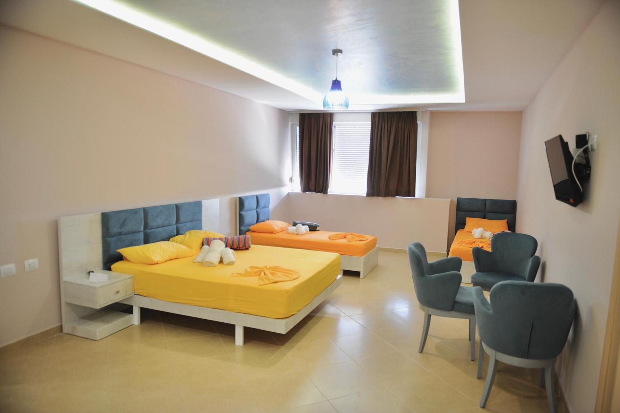 Hotel Fish Land Plazhi San Pietro المظهر الخارجي الصورة