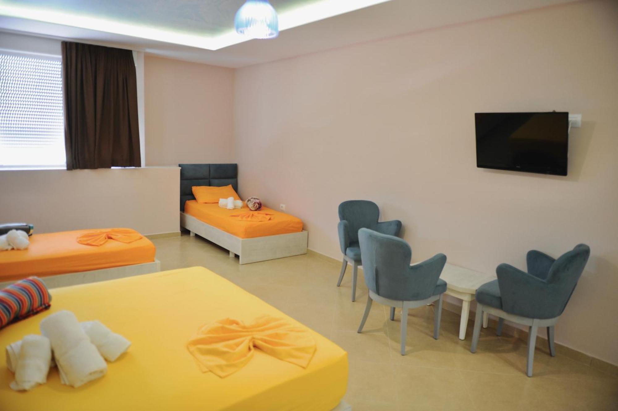 Hotel Fish Land Plazhi San Pietro المظهر الخارجي الصورة