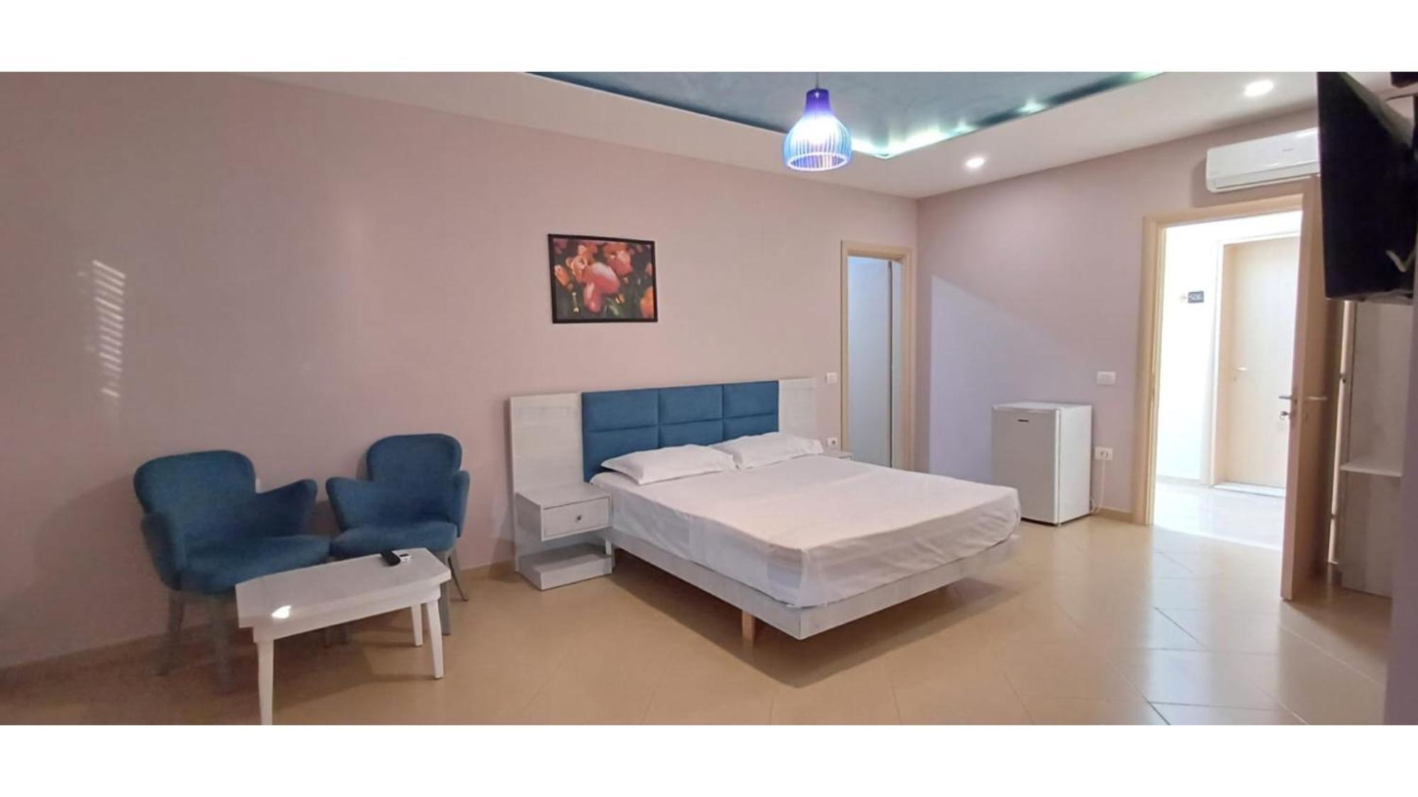 Hotel Fish Land Plazhi San Pietro المظهر الخارجي الصورة