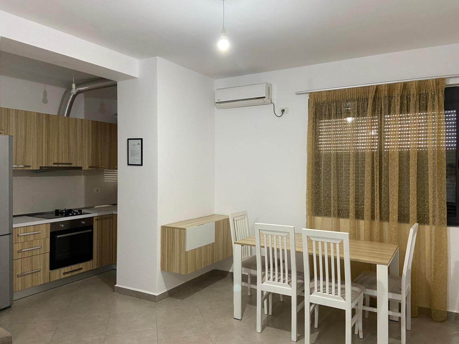 Hotel Fish Land Plazhi San Pietro المظهر الخارجي الصورة