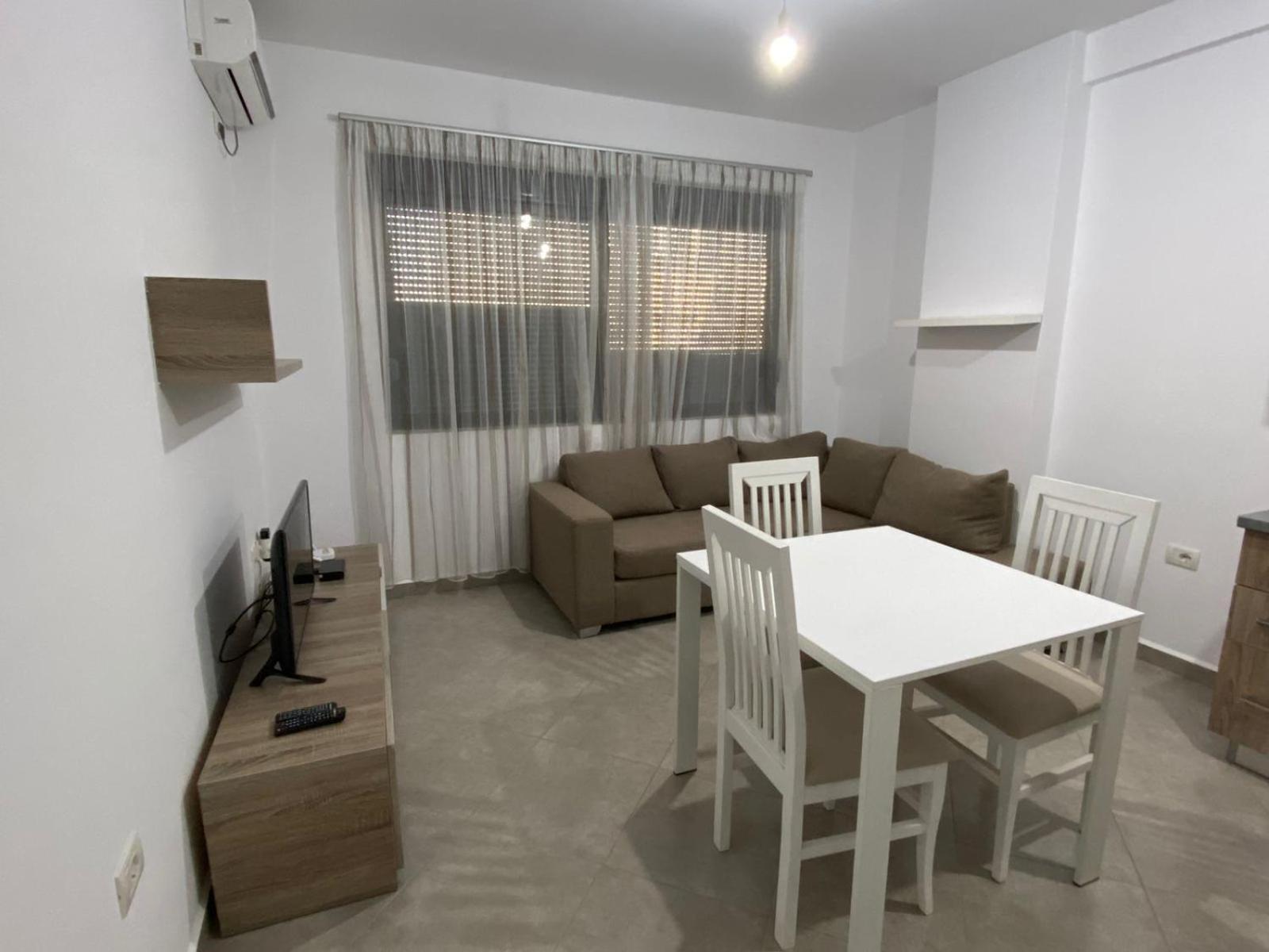 Hotel Fish Land Plazhi San Pietro المظهر الخارجي الصورة
