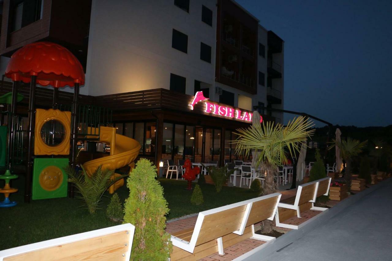 Hotel Fish Land Plazhi San Pietro المظهر الخارجي الصورة